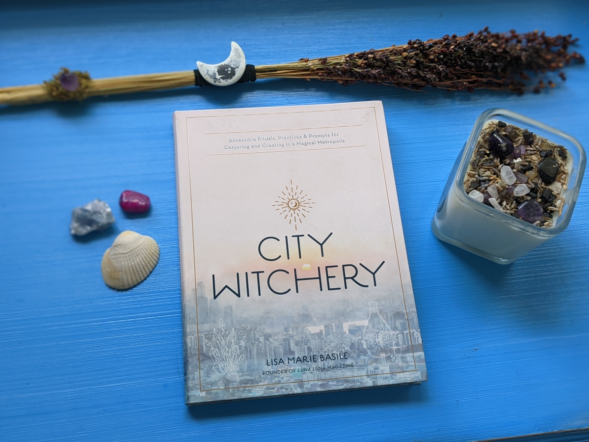 Book Review: City Witchery by Lisa Marie Basile